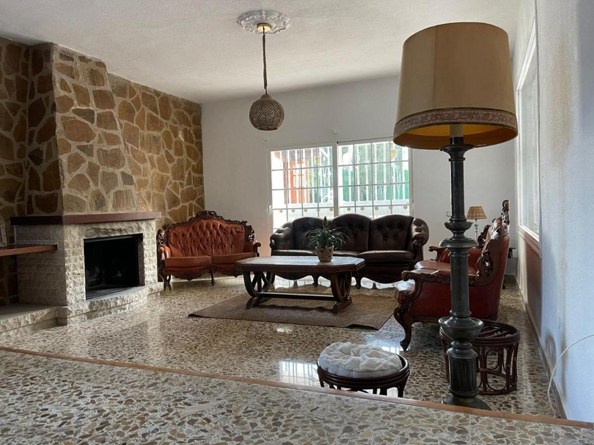 Villa Mis 5 Amores Con Piscina Benidorm Exterior photo
